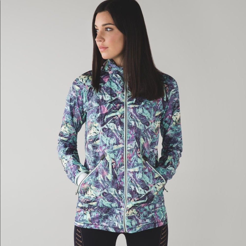 Lululemon Miss Misty II Iridescent jacket - NWT
